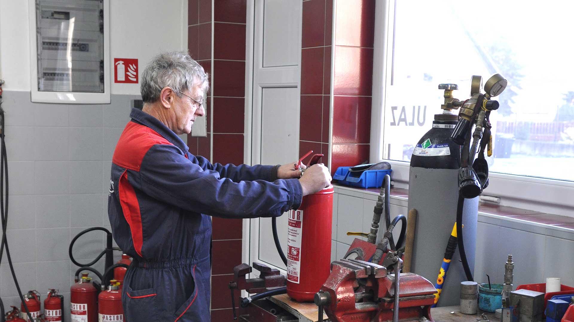 Servis vatrogasnih aparata, 